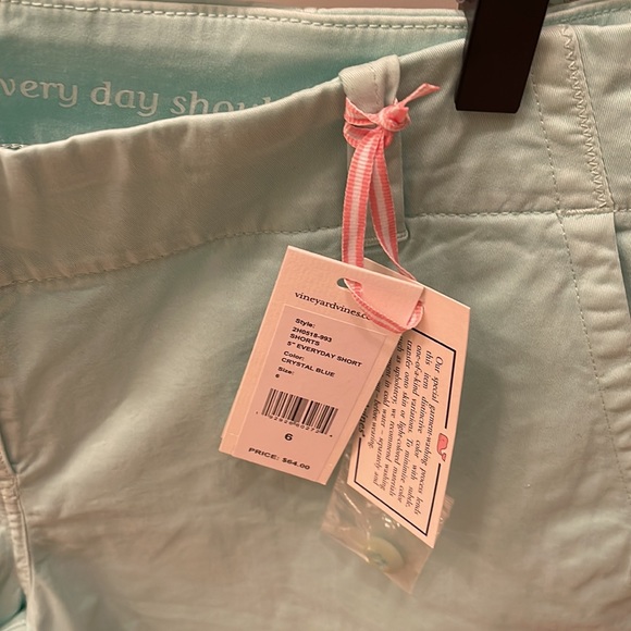 Vineyard Vines size 6 Women’s 5” Everyday Short Crystal Blue. Gently used - Picture 4 of 9